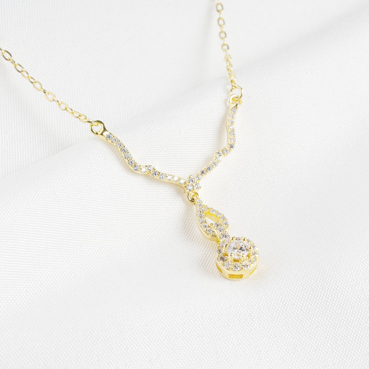 Queen Necklace