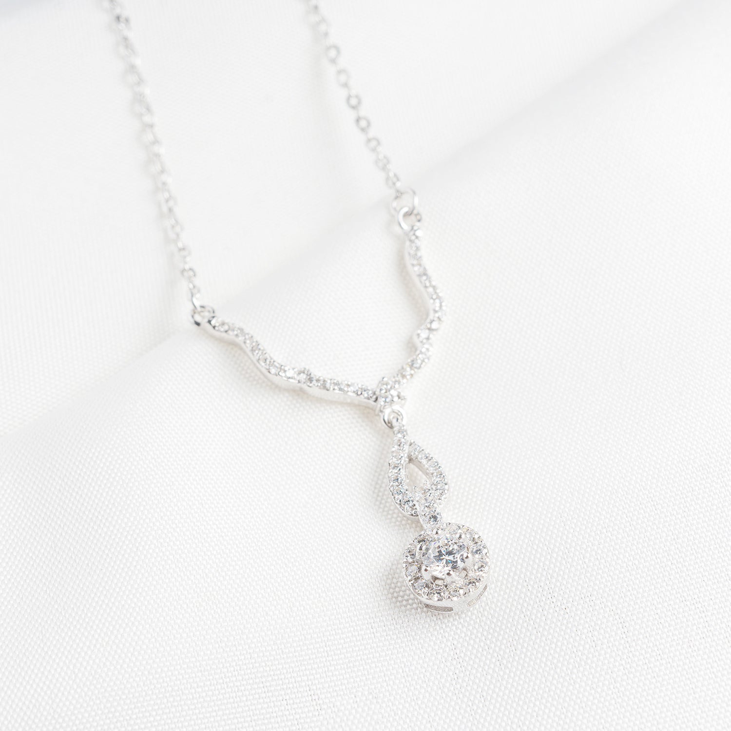 Queen Necklace
