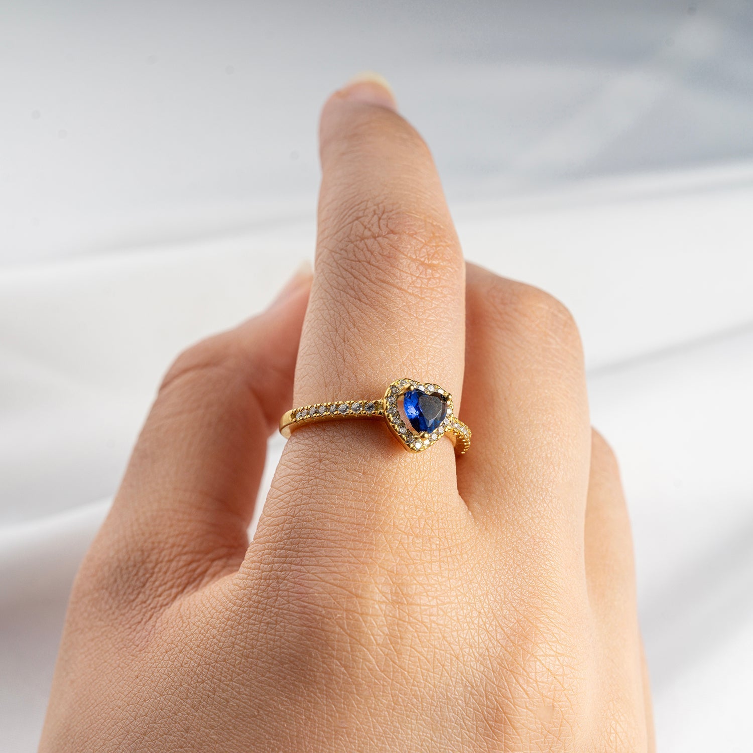 Zircon Lobes Ring