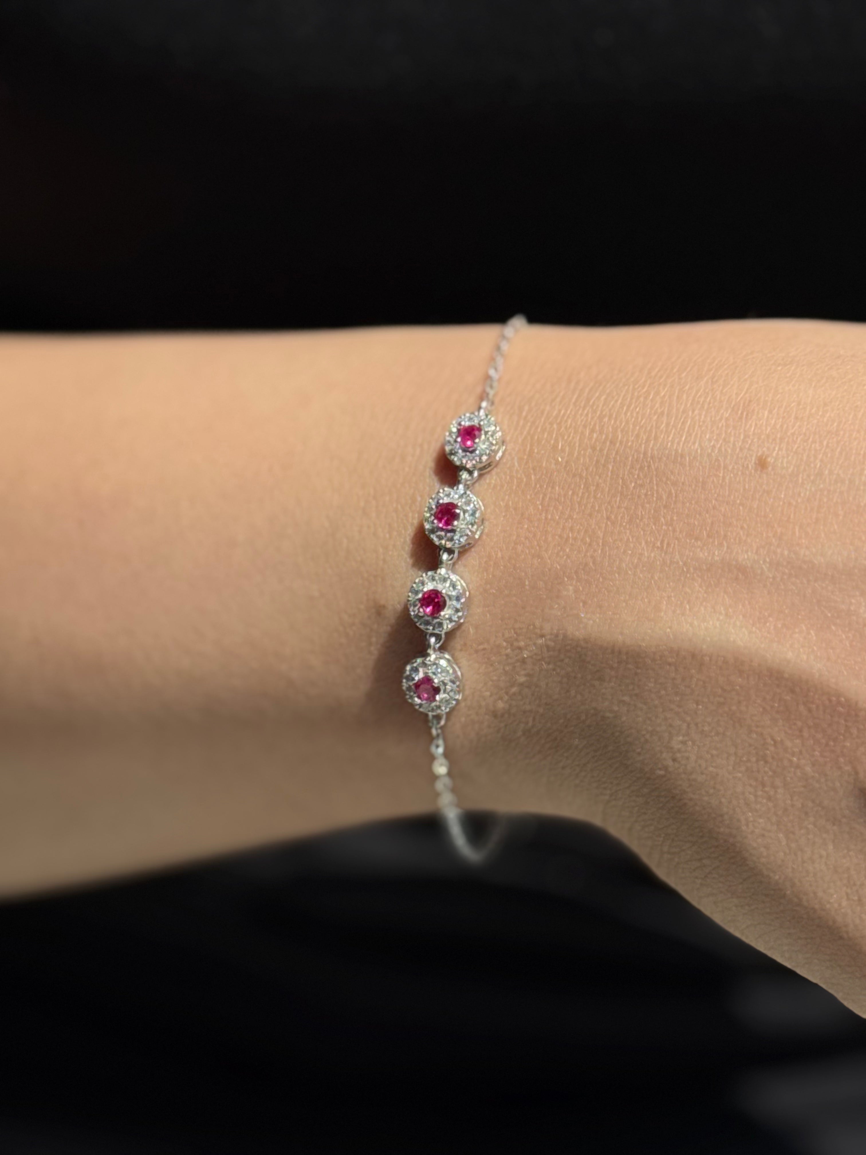 Circular Diamond Chain Bracelet