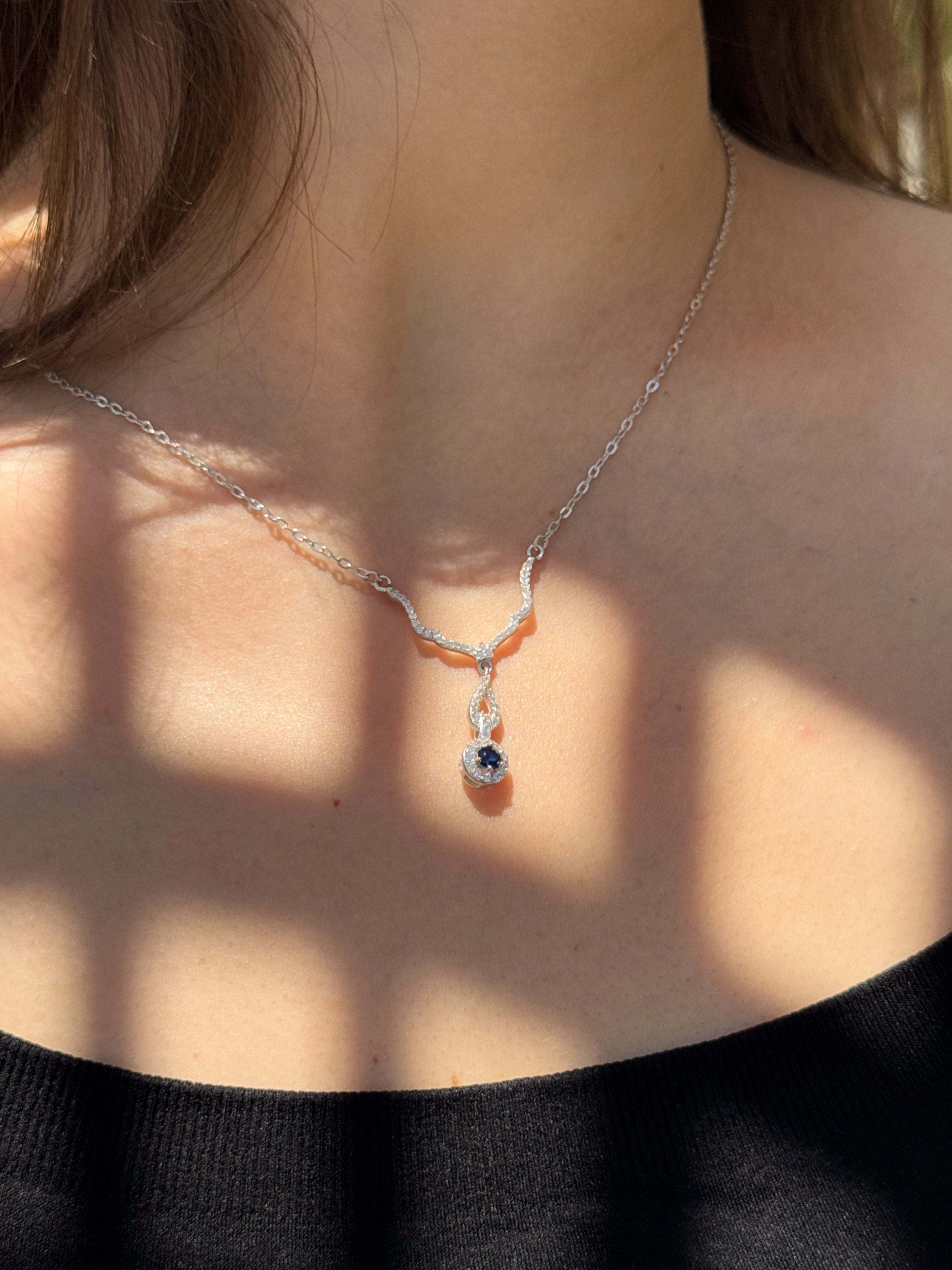 Queen Necklace
