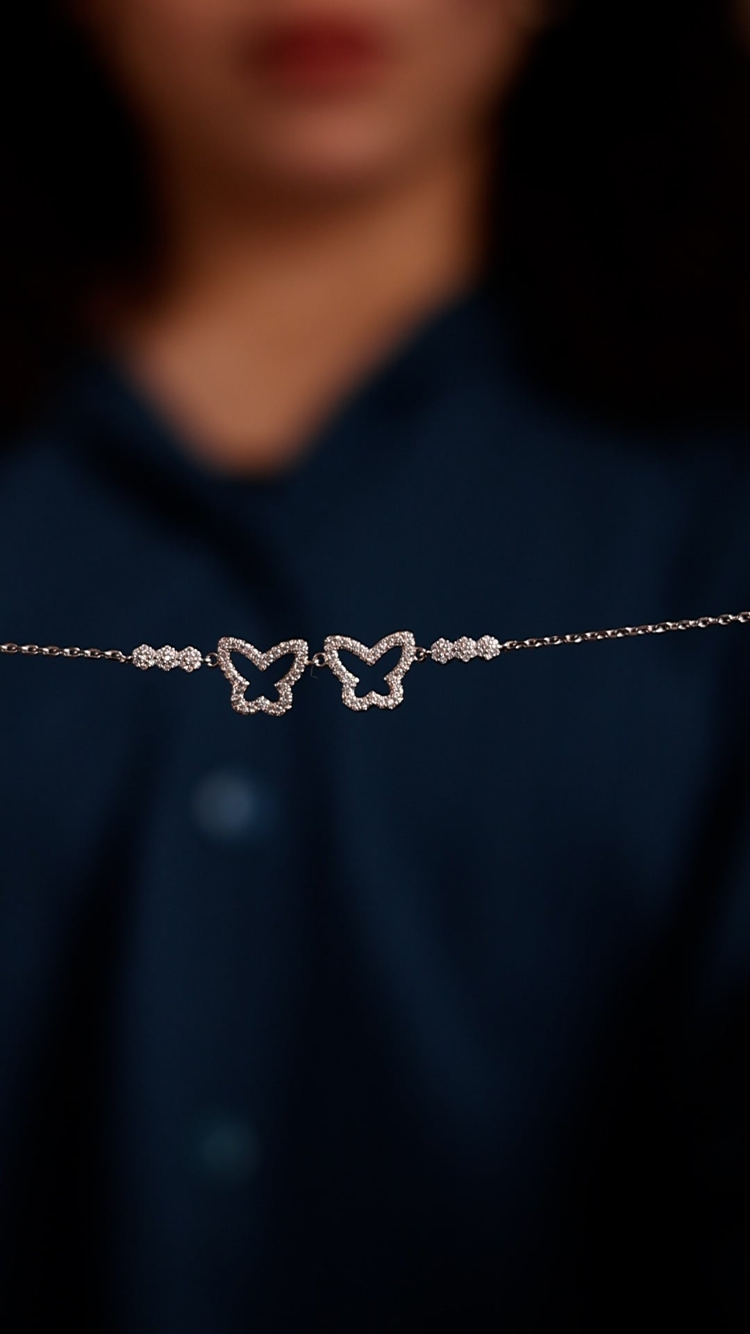 Twin Flutter Zircon Bracelet