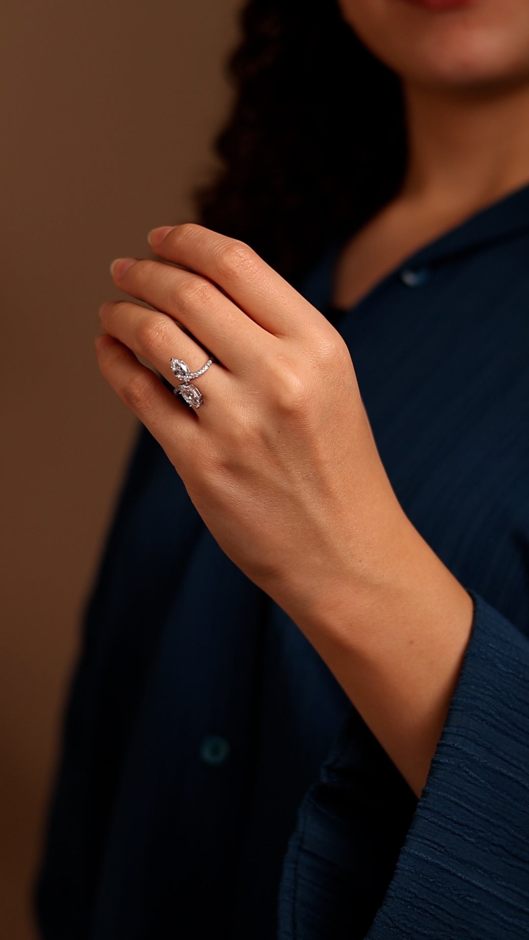Twin Leaf Zircon Ring